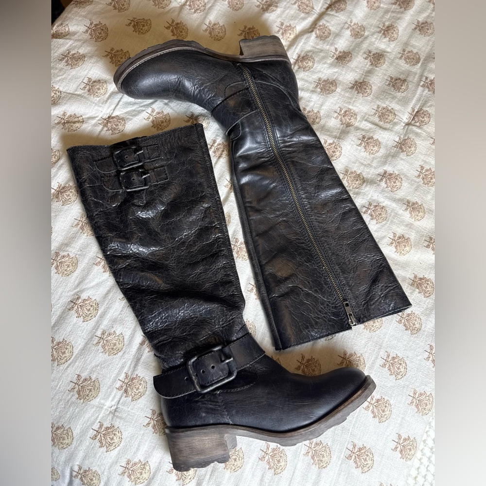 Circle G Black Leather Winter Boots